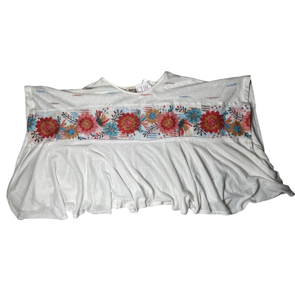 New Savanna Jane Floral Embroidered Poncho Top Sz M/L Southwestern Boho NWT - Picture 3 of 9